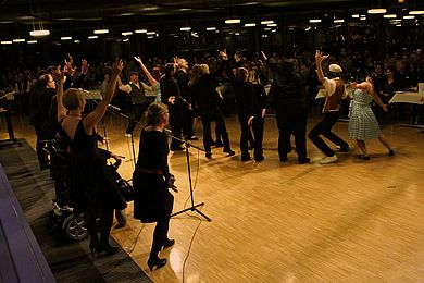 Auftritt Tanzgruppe und Thonkunst beim Neujahrsempfang